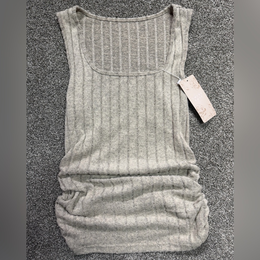 Ribbed Knit Tank Top in Light Gray